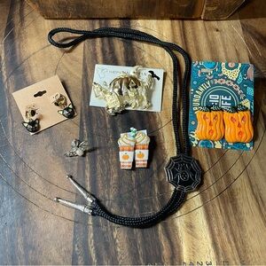 Halloween Jewelry Bundle of 6 Pierced 3 Bolo 1 Pins 2 Unmarked Great Condition!